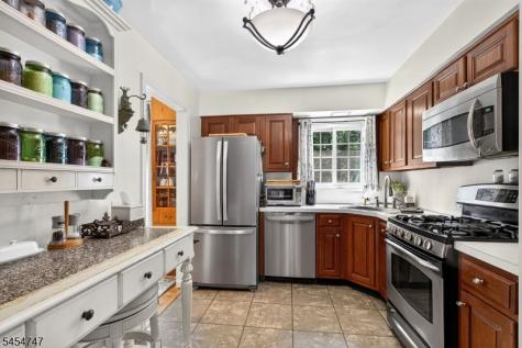 111 Woodland Road New Providence NJ 07974