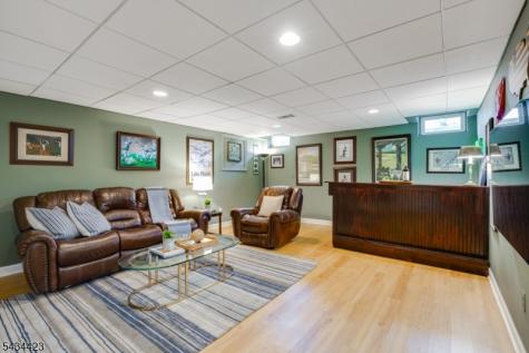 12 Duchamp Place Chatham NJ 07928