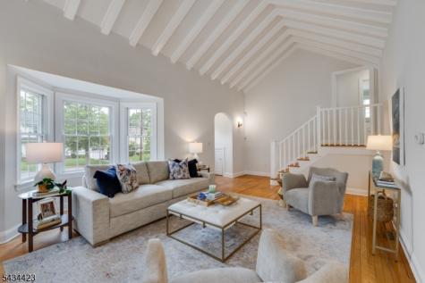 12 Duchamp Place Chatham NJ 07928