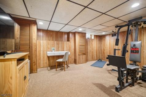 167 Newbrook Lane Springfield NJ 07081