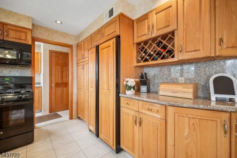 167 Newbrook Lane Springfield NJ 07081