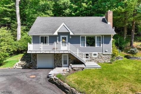 15 Glenside Trail Sparta NJ 07871