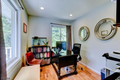 15 Glenside Trail Sparta NJ 07871