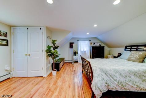 15 Glenside Trail Sparta NJ 07871