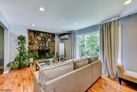 15 Glenside Trail Sparta NJ 07871