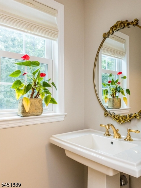 24 Stone Drive West Orange NJ 07052