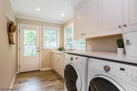 24 Stone Drive West Orange NJ 07052