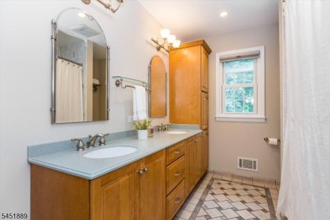 24 Stone Drive West Orange NJ 07052