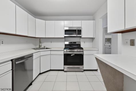 169 Castle Ridge Drive East Hanover NJ 07936