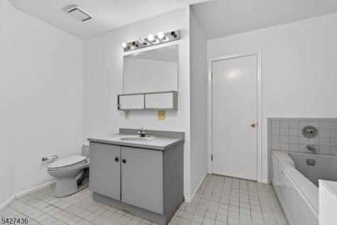 169 Castle Ridge Drive East Hanover NJ 07936