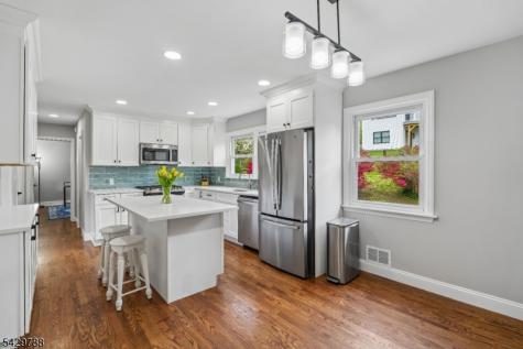 27 Dogwood Road Morris Plains NJ 07950