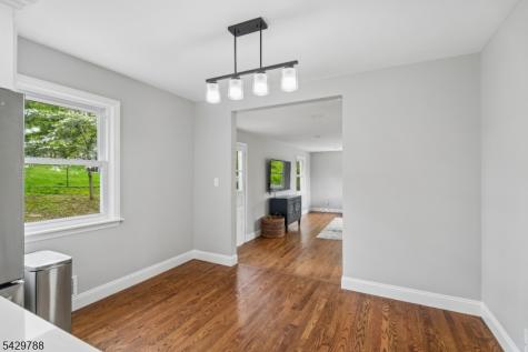 27 Dogwood Road Morris Plains NJ 07950