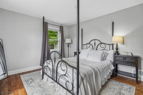 27 Dogwood Road Morris Plains NJ 07950