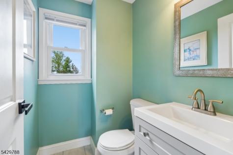 27 Dogwood Road Morris Plains NJ 07950