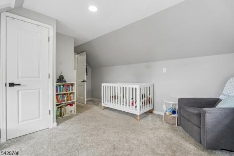 27 Dogwood Road Morris Plains NJ 07950