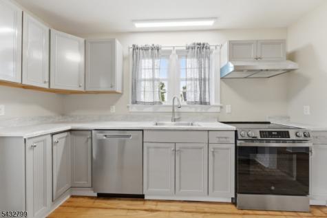 6 Highland Avenue Flemington NJ 08822