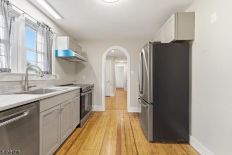 6 Highland Avenue Flemington NJ 08822