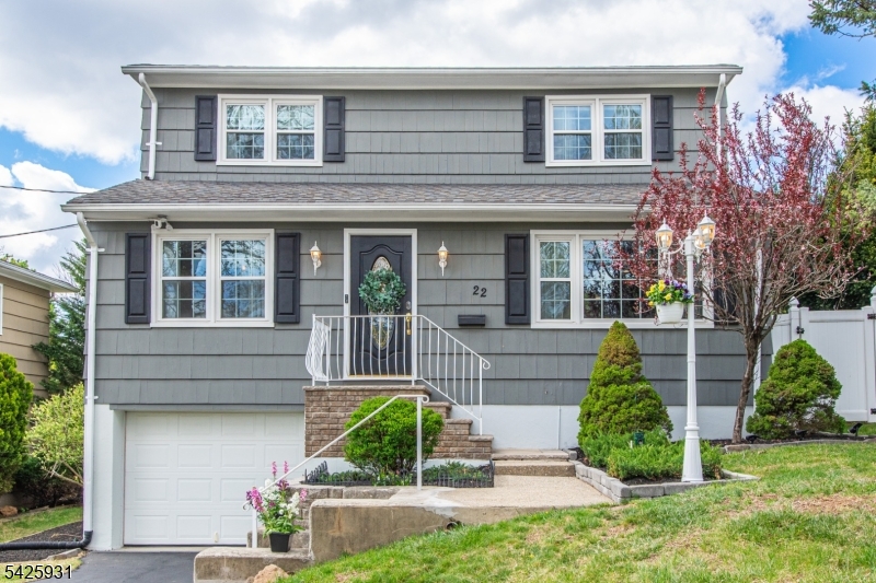 22 Elmwood Road Verona NJ 07044