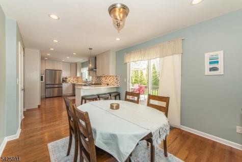 22 Elmwood Road Verona NJ 07044