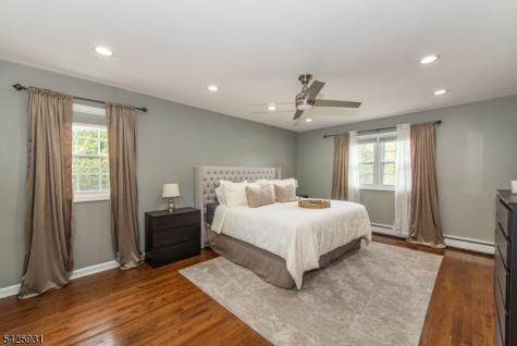 22 Elmwood Road Verona NJ 07044