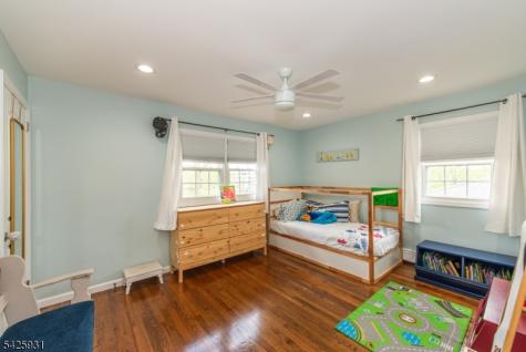 22 Elmwood Road Verona NJ 07044