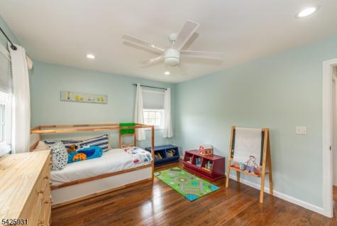 22 Elmwood Road Verona NJ 07044