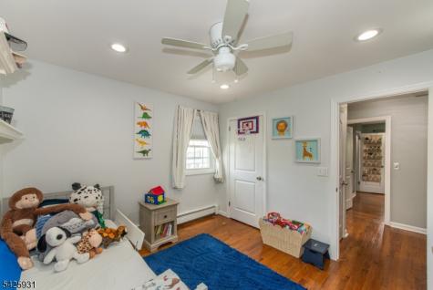 22 Elmwood Road Verona NJ 07044