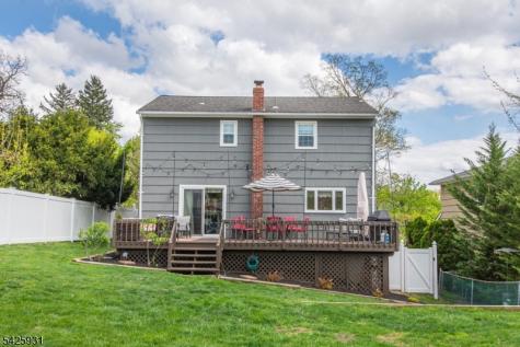 22 Elmwood Road Verona NJ 07044