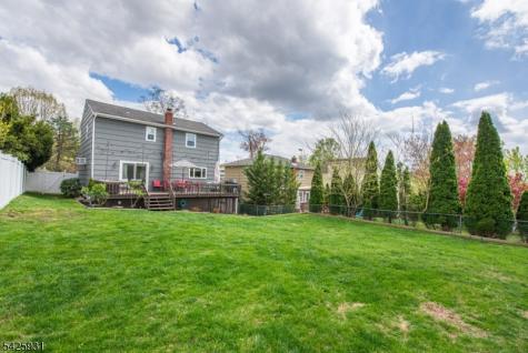22 Elmwood Road Verona NJ 07044