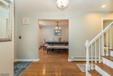 22 Elmwood Road Verona NJ 07044