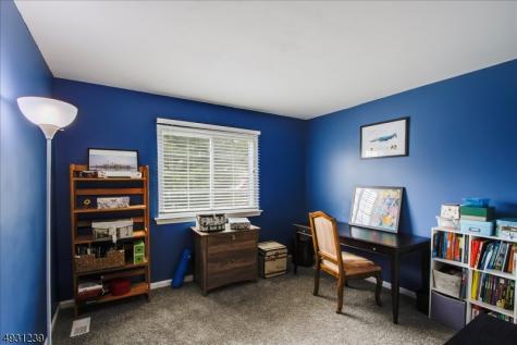 12 Mansfield Way Jefferson NJ 07438