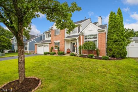 12 Mansfield Way Jefferson NJ 07438