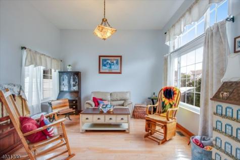12 Mansfield Way Jefferson NJ 07438