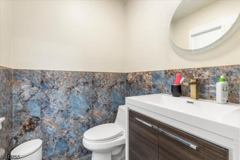 9 Wayne Place Nutley NJ 07110