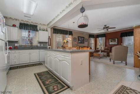 29 Victoria Drive White NJ 07823