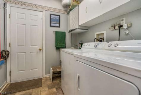 29 Victoria Drive White NJ 07823