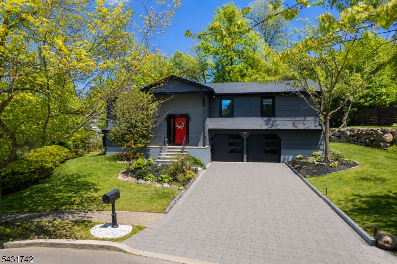 40 Schirra Drive Wanaque NJ 07465