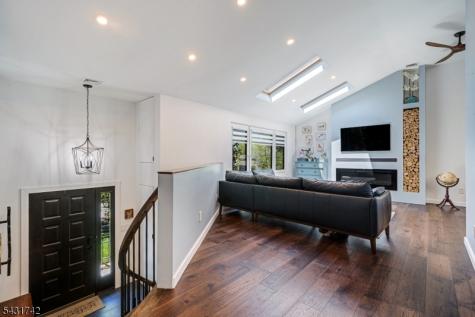 40 Schirra Drive Wanaque NJ 07465