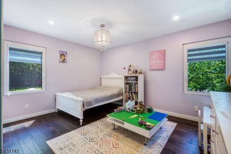 40 Schirra Drive Wanaque NJ 07465