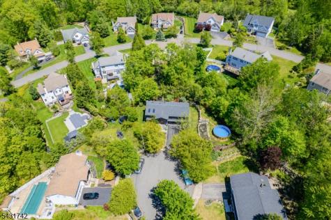 40 Schirra Drive Wanaque NJ 07465