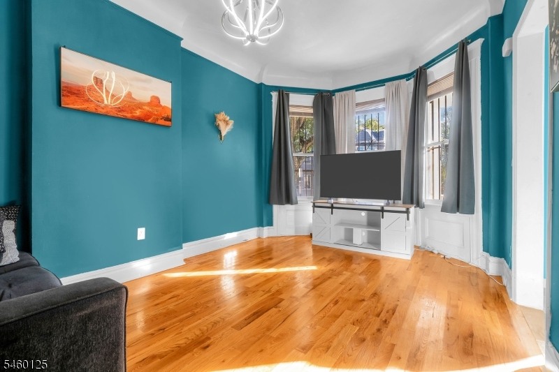443 14TH Avenue Irvington NJ 07111