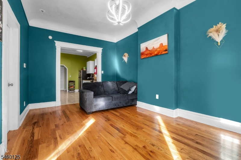 443 14TH Avenue Irvington NJ 07111