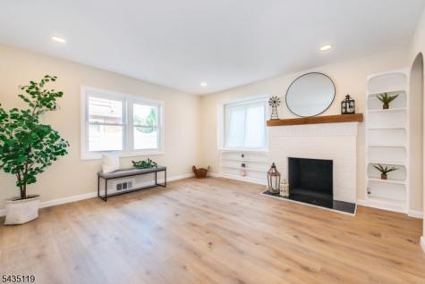 421 Tryon Avenue Englewood NJ 07631