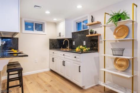 421 Tryon Avenue Englewood NJ 07631