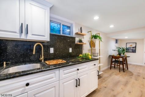 421 Tryon Avenue Englewood NJ 07631