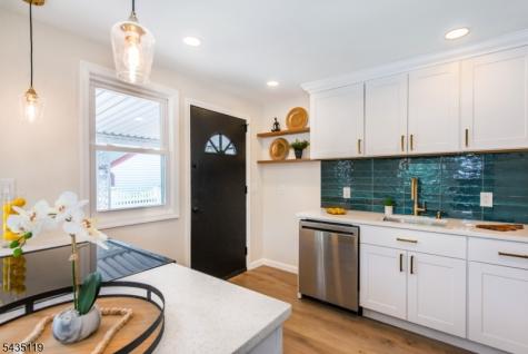 421 Tryon Avenue Englewood NJ 07631