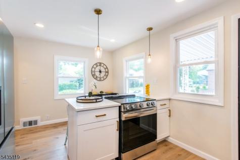 421 Tryon Avenue Englewood NJ 07631