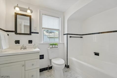 68 Linden Avenue Verona NJ 07044
