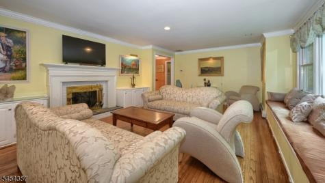 460 Laurel Lane Kinnelon NJ 07405