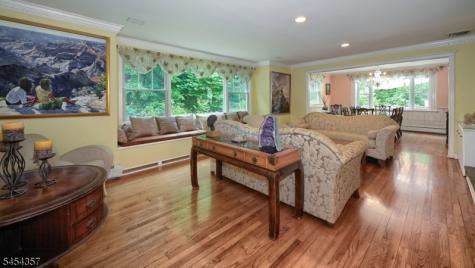 460 Laurel Lane Kinnelon NJ 07405